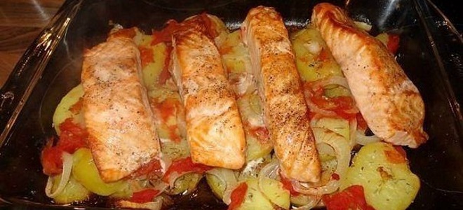 Красная рыба в духовке — вкусные рецепты из семги в фольге, кеты, целой форели и лосося в сливочном соусе